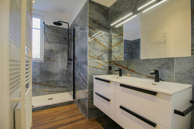 Comparet immobilier 53195985f - Attribut alt par défaut.