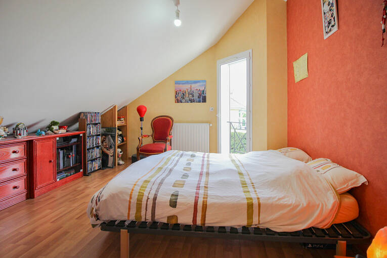 Comparet immobilier 53460109j - Attribut alt par défaut.