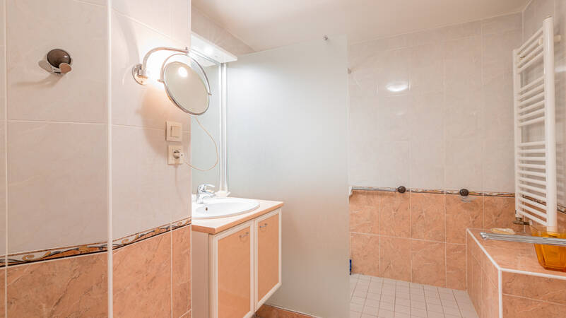 Comparet immobilier 49389295j - Attribut alt par défaut.