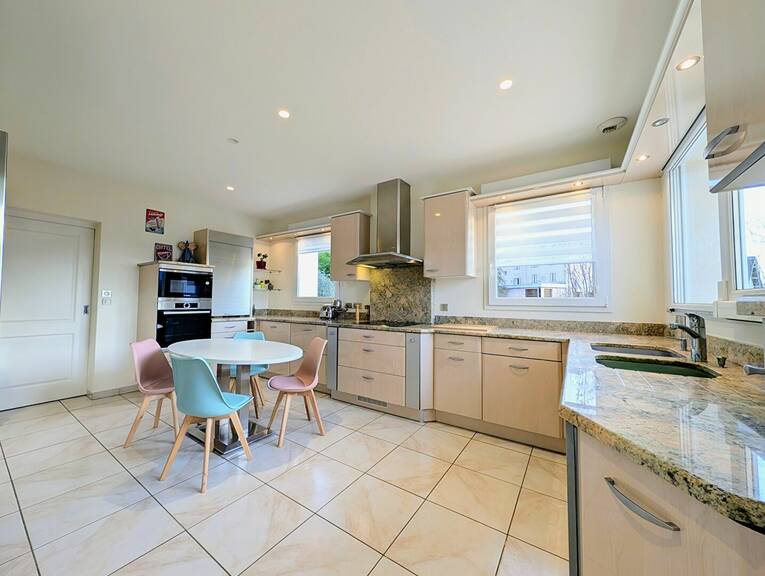 Comparet immobilier 56084869f - Attribut alt par défaut.