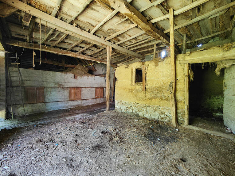 Comparet immobilier 54825681f - Attribut alt par défaut.