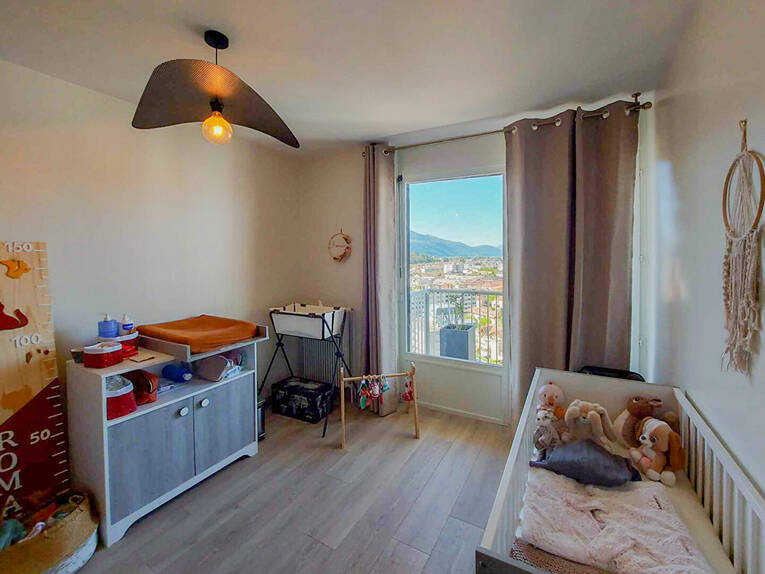 Comparet immobilier 58247795b - Attribut alt par défaut.