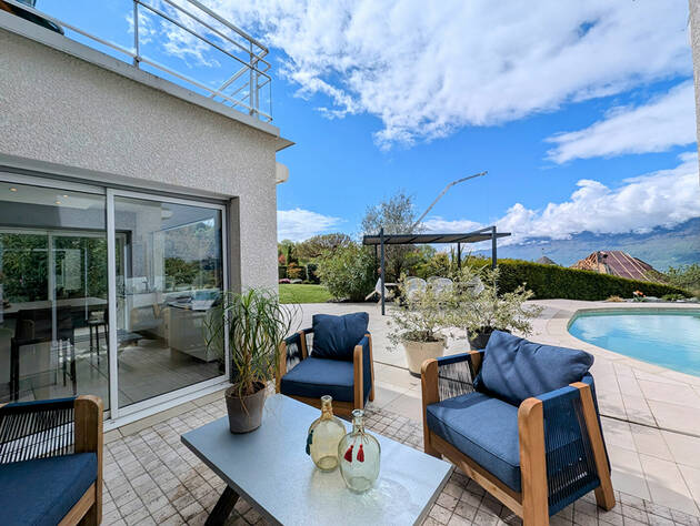 Comparet immobilier 58183870a - Attribut alt par défaut.