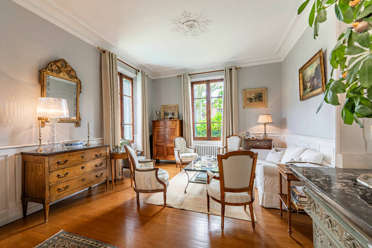Comparet immobilier 58383509b - Attribut alt par défaut.
