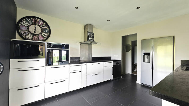 Comparet immobilier 58163715d - Attribut alt par défaut.