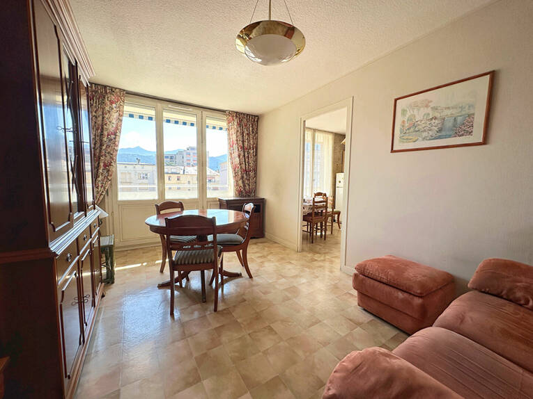 Comparet immobilier 58136766a - Attribut alt par défaut.