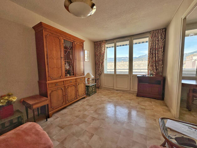 Comparet immobilier 58136766a - Attribut alt par défaut.