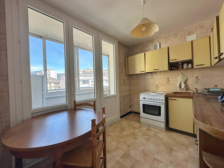 Comparet immobilier 58136766b - Attribut alt par défaut.