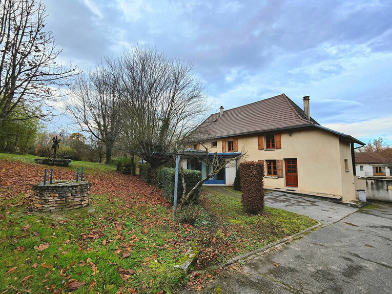 Comparet immobilier 59836784a - Attribut alt par défaut.