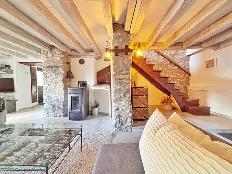 Comparet immobilier 58335511f - Attribut alt par défaut.