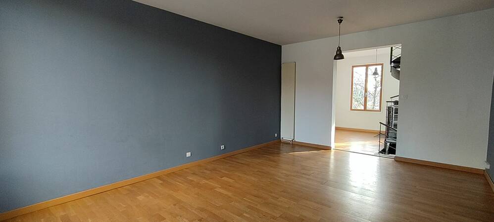 Comparet immobilier 60122659b - Attribut alt par défaut.