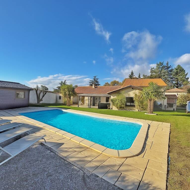 Comparet immobilier 60122597a - Attribut alt par défaut.