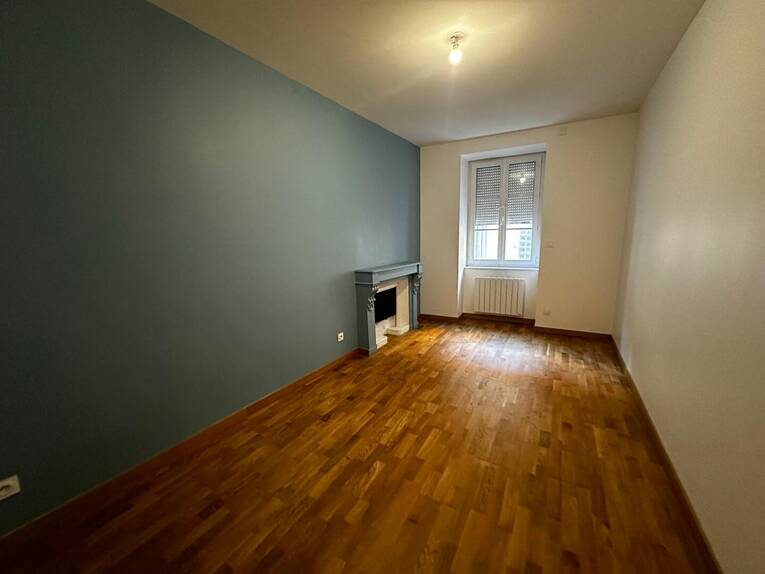 Comparet immobilier 60122378d - Attribut alt par défaut.