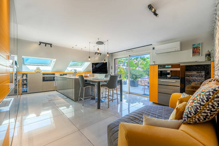 Comparet immobilier 53986870h - Attribut alt par défaut.