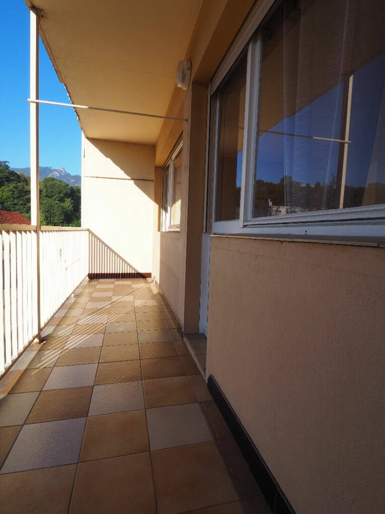 Comparet immobilier 61161450g - Attribut alt par défaut.