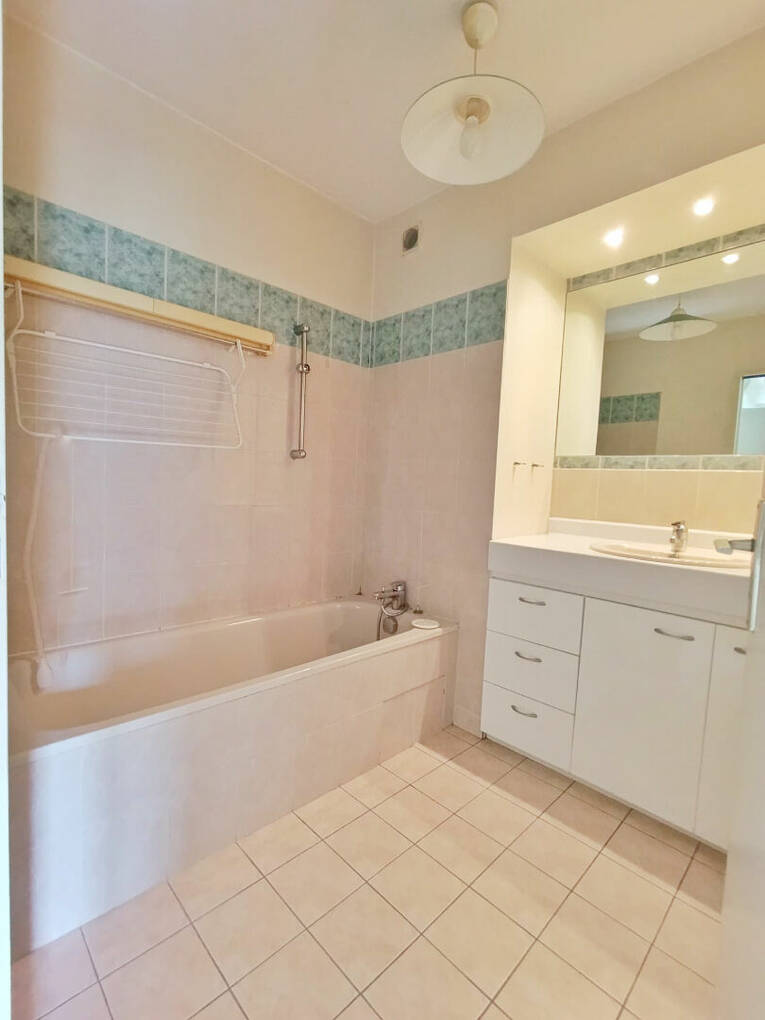 Comparet immobilier 61364725c - Attribut alt par défaut.
