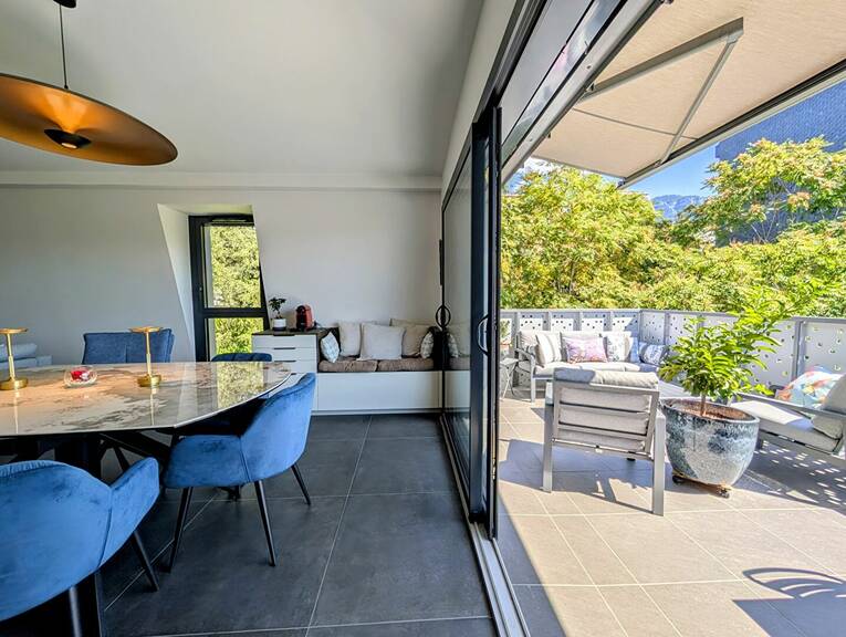 Comparet immobilier 61457324b - Attribut alt par défaut.