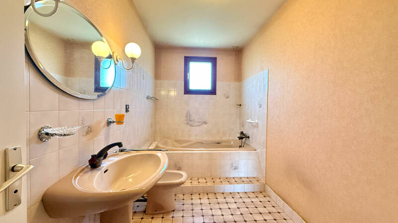 Comparet immobilier 61205666g - Attribut alt par défaut.