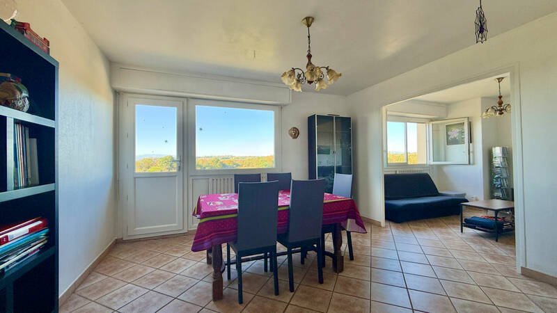 Comparet immobilier 61450461b - Attribut alt par défaut.