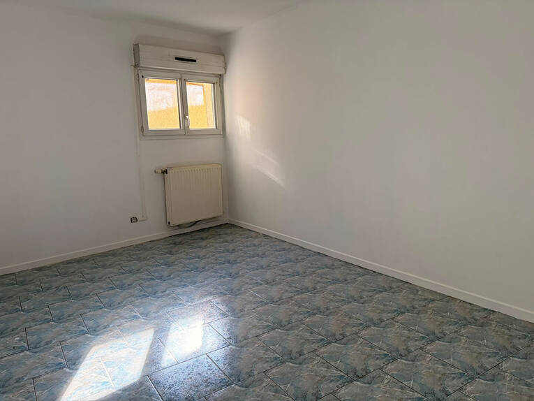 Comparet immobilier 61649487b - Attribut alt par défaut.