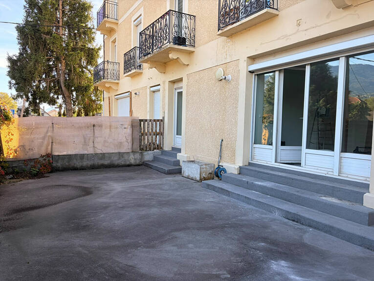 Comparet immobilier 61649487d - Attribut alt par défaut.