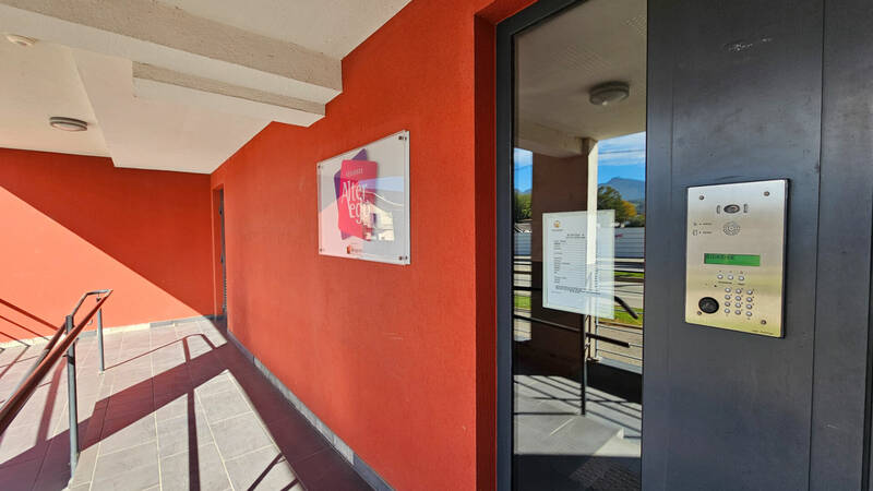Comparet immobilier 61515449b - Attribut alt par défaut.