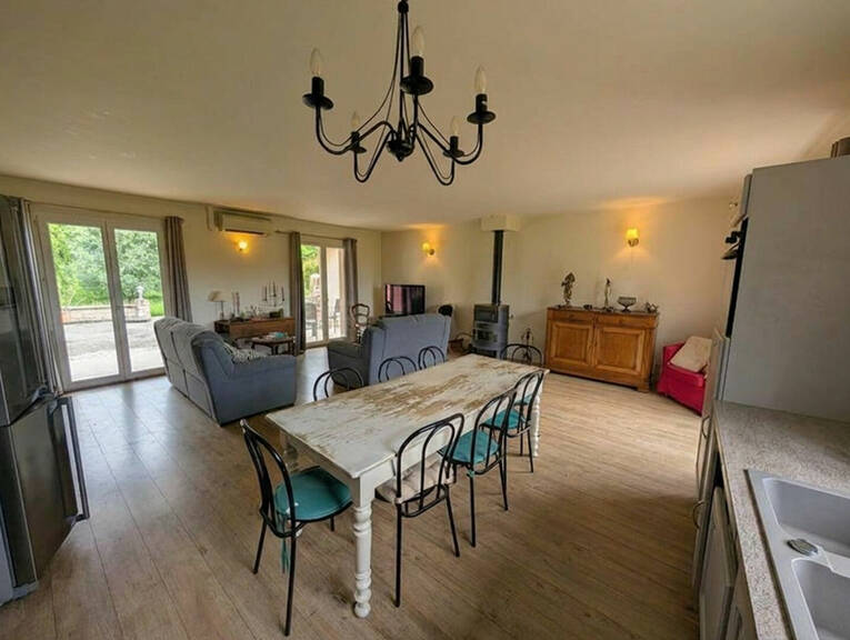Comparet immobilier 61652941d - Attribut alt par défaut.