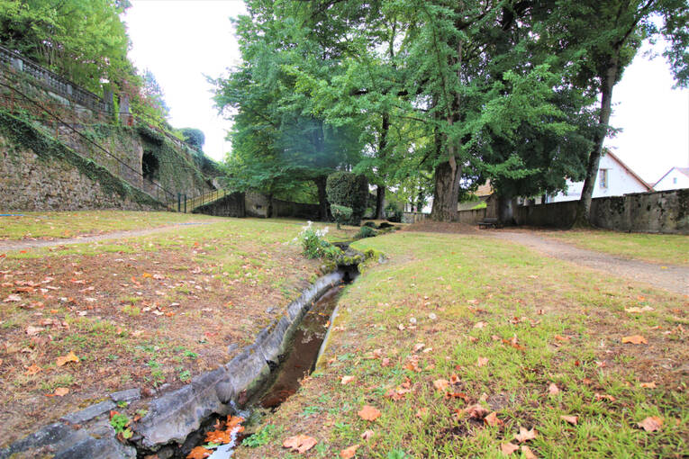 Comparet immobilier 38953000f - Attribut alt par défaut.