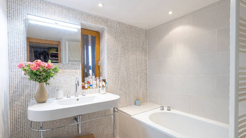 Comparet immobilier 48740892i - Attribut alt par défaut.