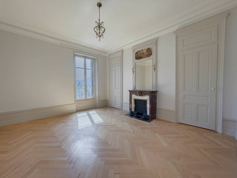 Comparet immobilier 50625228d - Attribut alt par défaut.