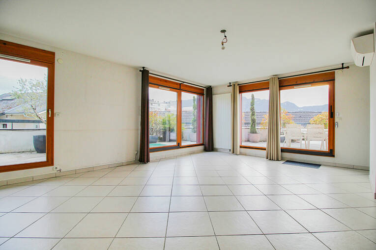 Comparet immobilier 51103818b - Attribut alt par défaut.