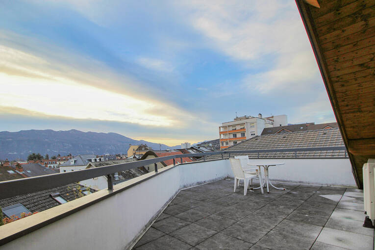 Comparet immobilier 51103818j - Attribut alt par défaut.