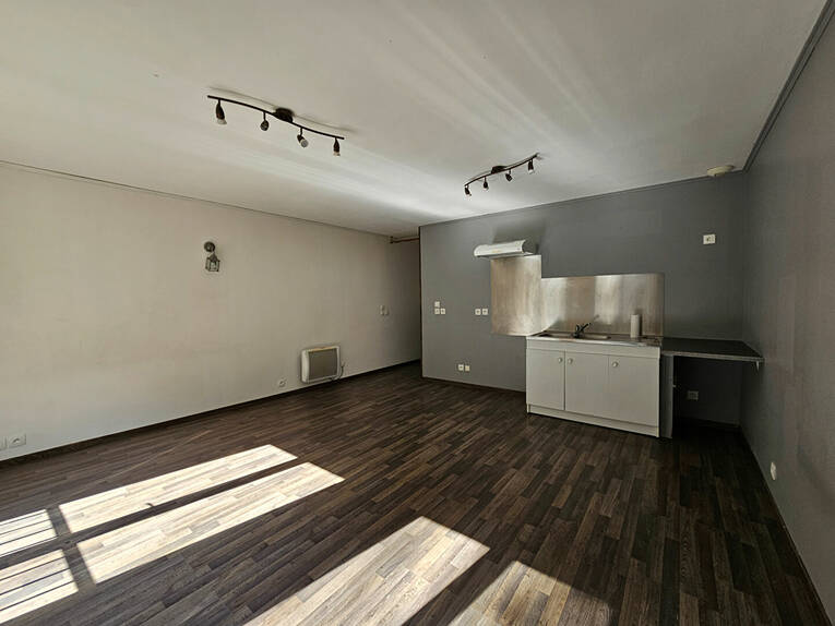 Comparet immobilier 50129363b - Attribut alt par défaut.