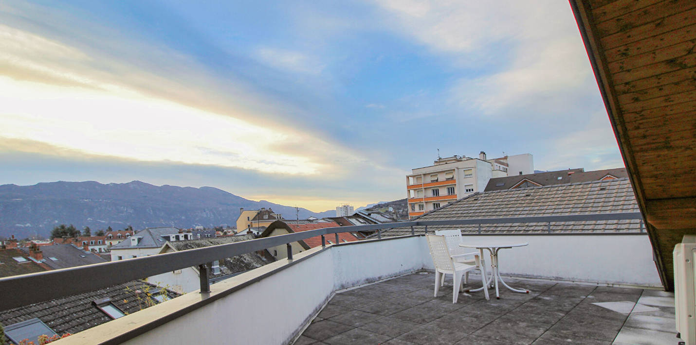 Comparet Immobilier - 51103818j